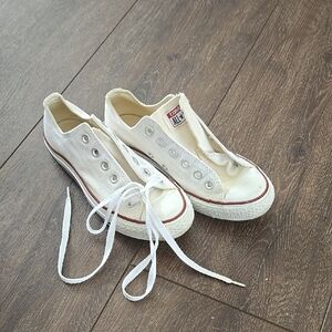 Converse White Canvas with Red Trim